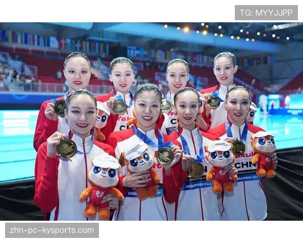 世界花样游泳团体自由自选决赛:中国队力争压轴夺金,花样游泳世界强队 世界花样游泳团体自由自选决赛:中国队力争压轴夺金,花样游泳世界强队